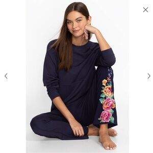 Johnny Was Embroidered Bee Active Jetsetter Pant